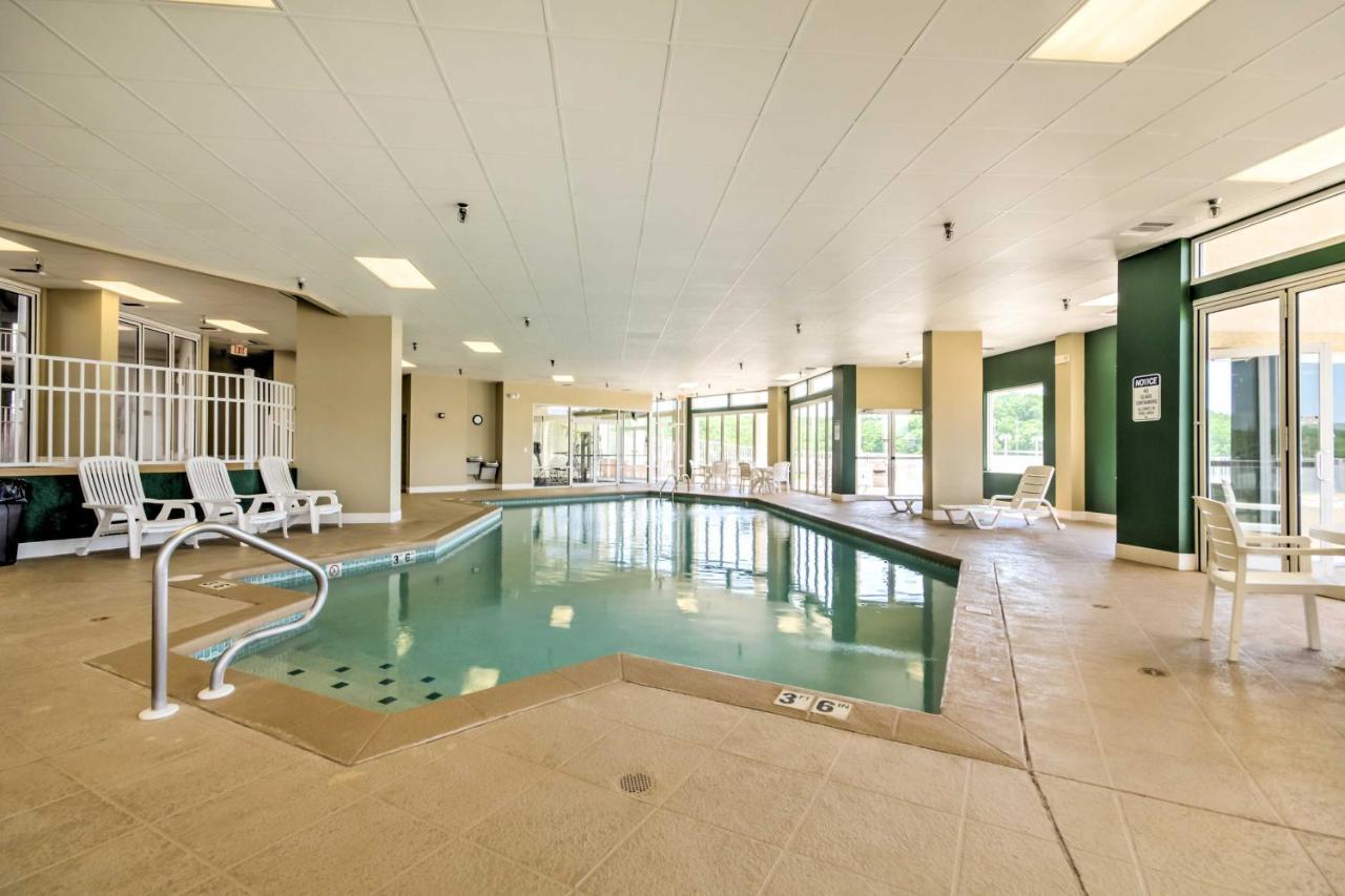 Lakefront Osage Beach Condo Balcony And Pool Access Luaran gambar